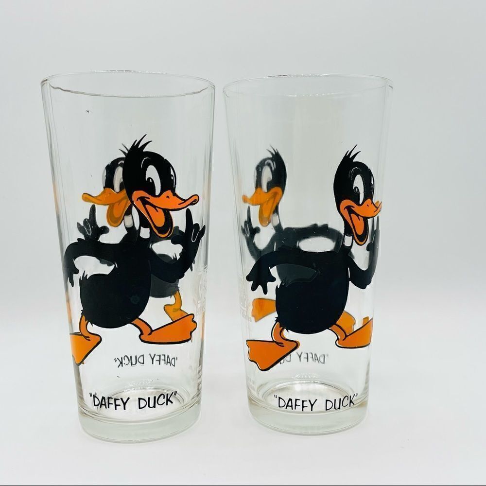 Pair of Vintage Looney Toons Daffy Duck Pepsi Glasses